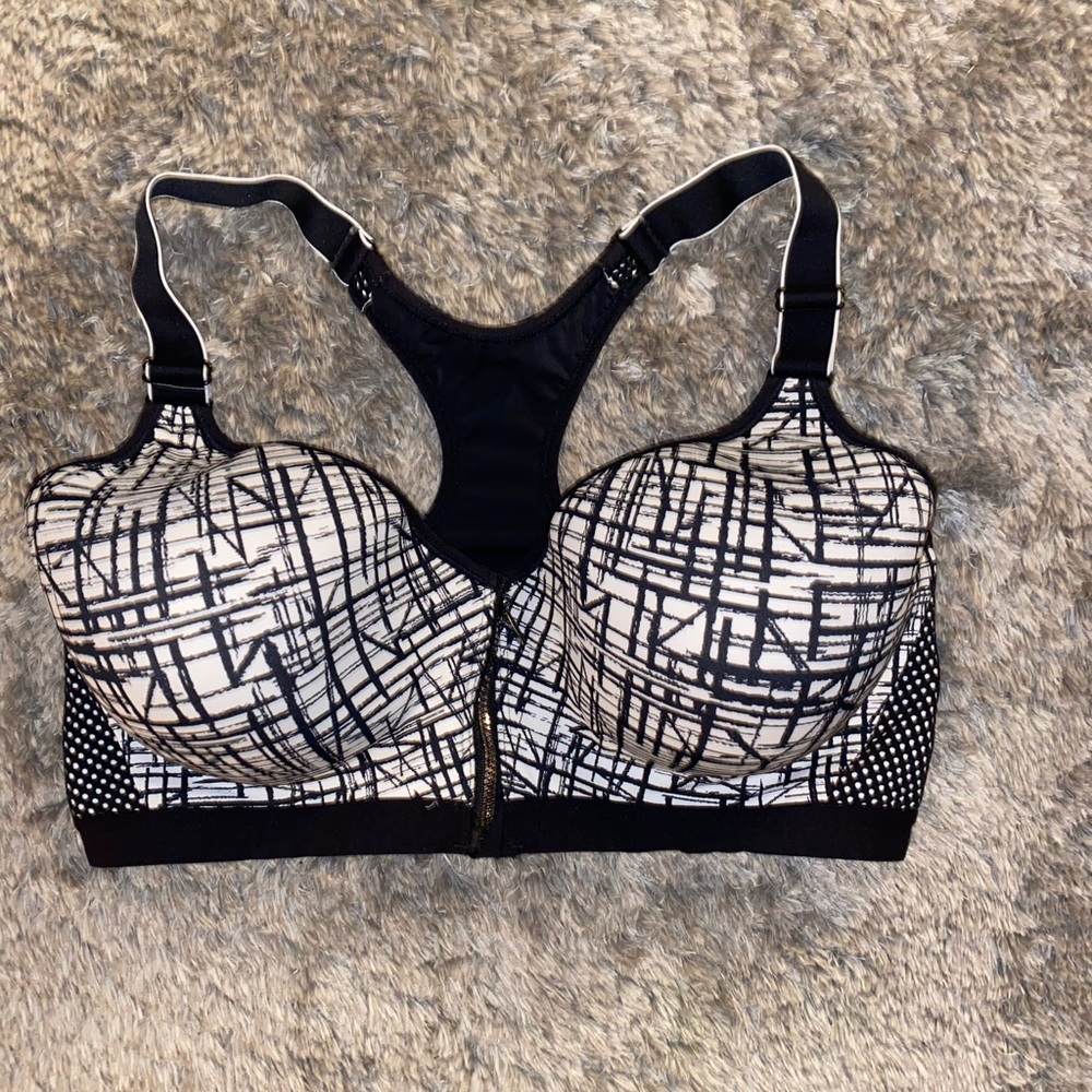Women’s 38DD bra  zip up front